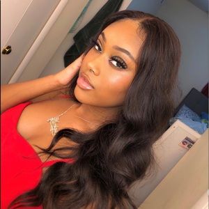 Meet your Posher, Monique